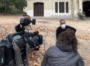 Sortir de la presó: el Telenotícies de TV3 recull el testimoni de persona resident a Can Banús