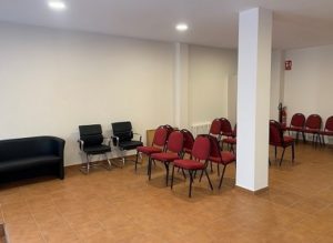 El Servei d’Acompanyament a la Vida Autònoma (SAVA) estrena nou despatx a Badalona