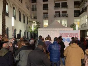 La Taula Sense Llar de Badalona reivindica els drets de les persones sense llar i denuncia la seva vulneració