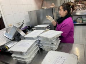 Costa Cruceros torna a reprendre la donació de menjar dels seus vaixells a Acollida i Esperança