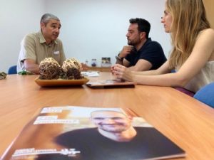 L’Alcalde de Badalona i la Regidora de Serveis Socials visiten Can Banús