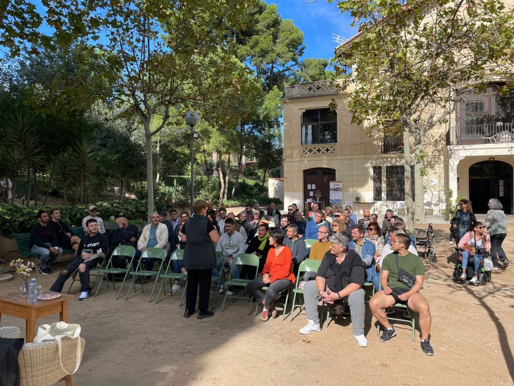 ponencia Anna Forés sobre resiliència a Can Banús