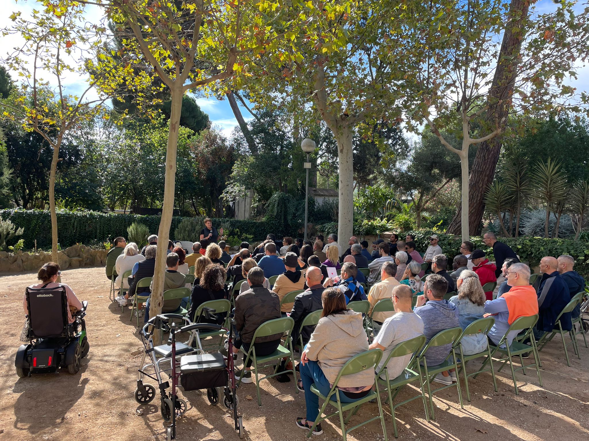 80 persones assisteixen a les portes obertes de Can Banús en la Trobada de Voluntariat 2024 