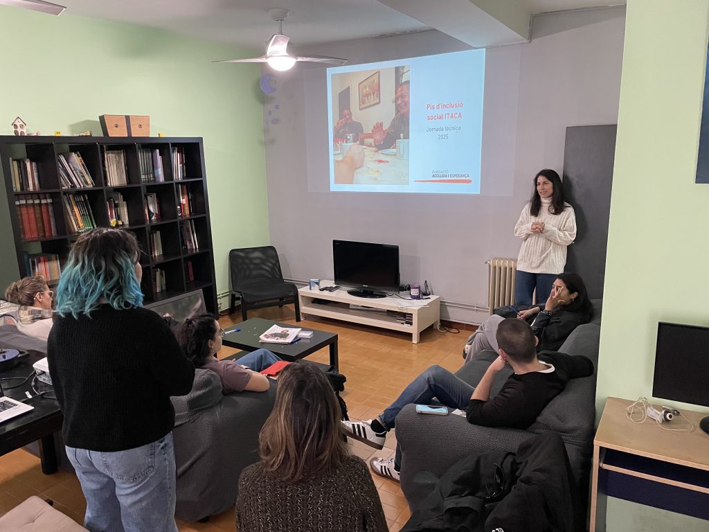 piso inclusión social acollida i esperança