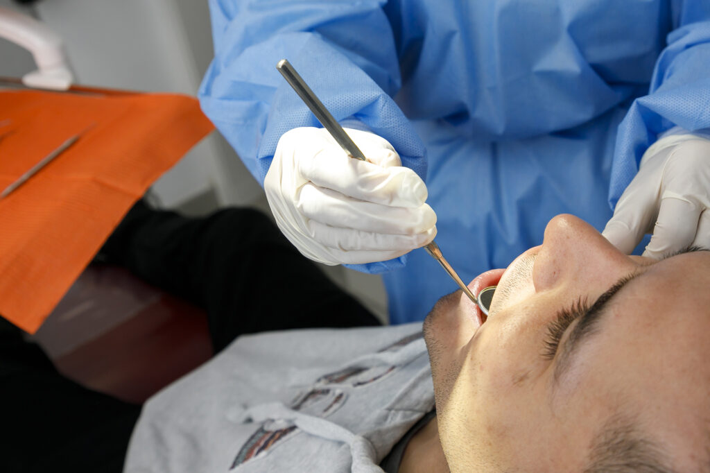 La importancia de la salut bucodental en el dia del dentista - fundació acollida i esperança