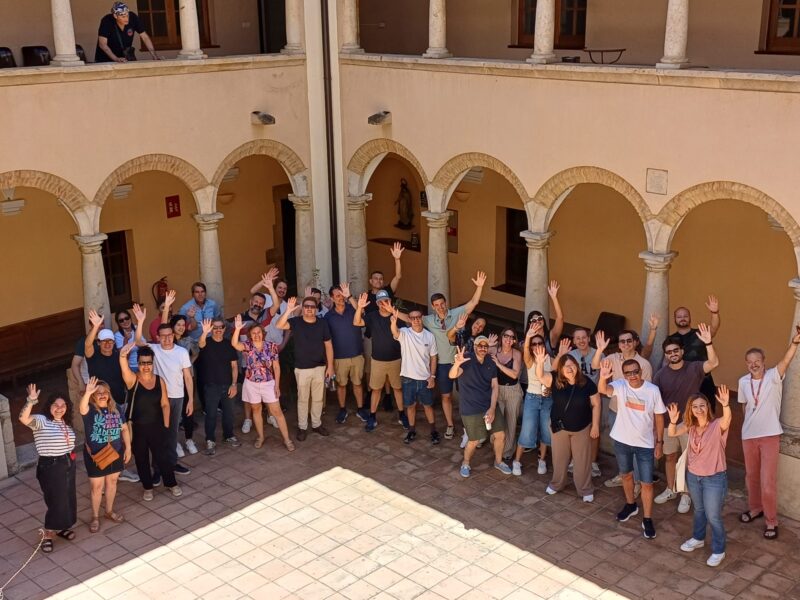 VGP i Acollida i Esperança comparteixen una jornada de voluntariat corporatiu al Convent dels Franciscans